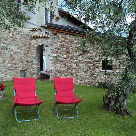 Bed and breakfast Giardini Di Corte 3*